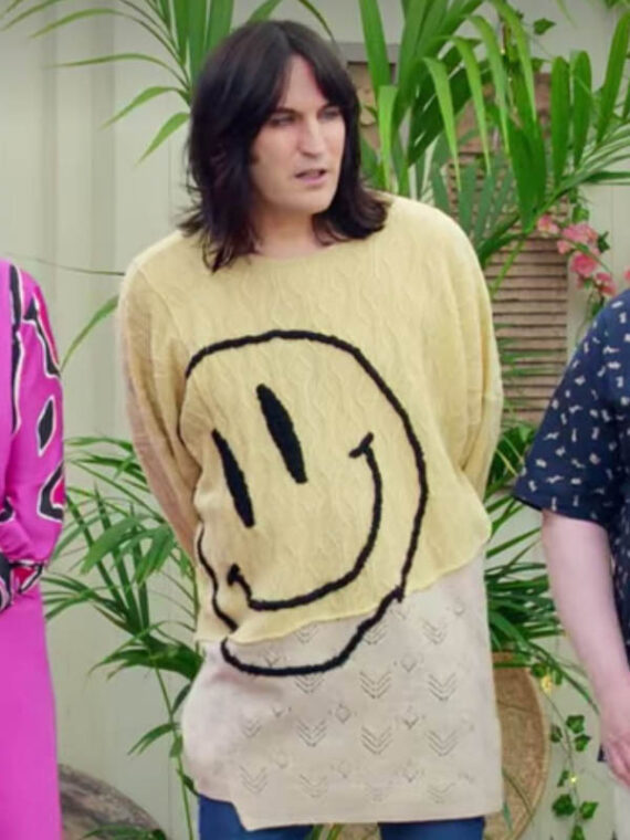 Bake Off Noel Fielding Smiling Face Yellow Jumper