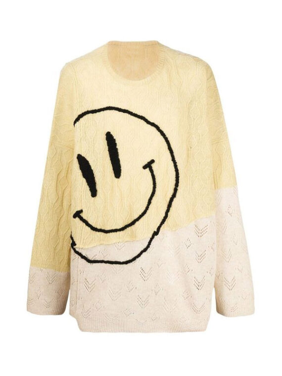 Bake Off Noel Fielding Smiling Face Yellow Jumper