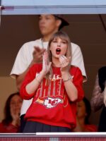 Taylor Swift Kansas City Chiefs Sweatshirt