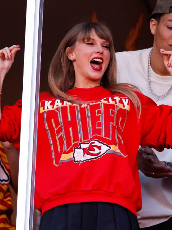 Taylor Swift Kansas City Chiefs Sweatshirt