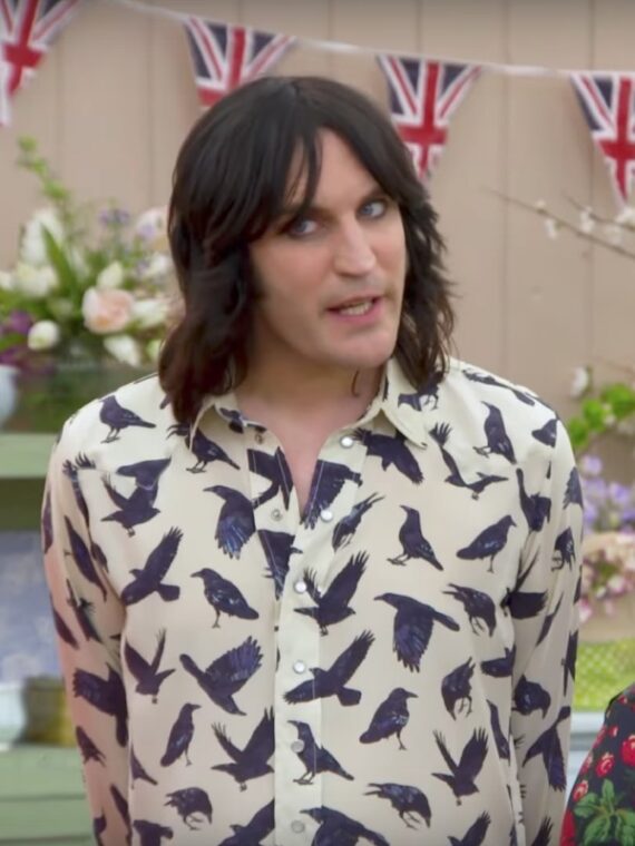 Bake Off Noel Fielding Bird Printed Shirt
