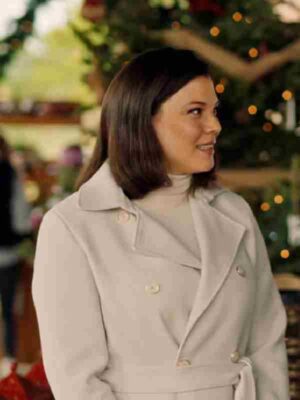 Jeananne Goossen Mom’s Christmas Boyfriend 2023 Emma Morgan White Coat