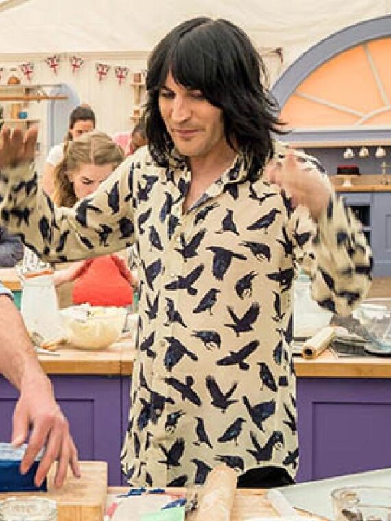 Bake Off Noel Fielding Bird Printed Shirt