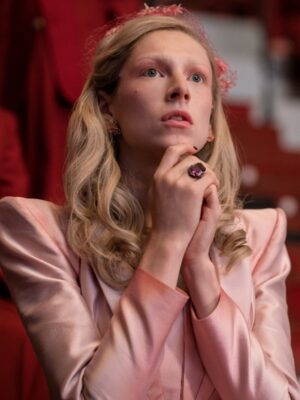 Tigris The Hunger Games Hunter Schafer Pink Blazer