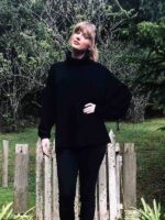 Taylor Swift Black Sweatshirt
