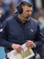 Mike Vrabel Coach Vest