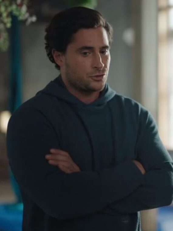 Romance with a Twist Olivier Renaud Hoodie