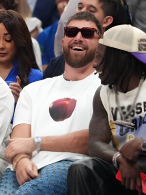 Travis Kelce Apple Shirt