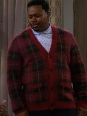 Marcel Spears The Neighborhood S07 Red Cardigan