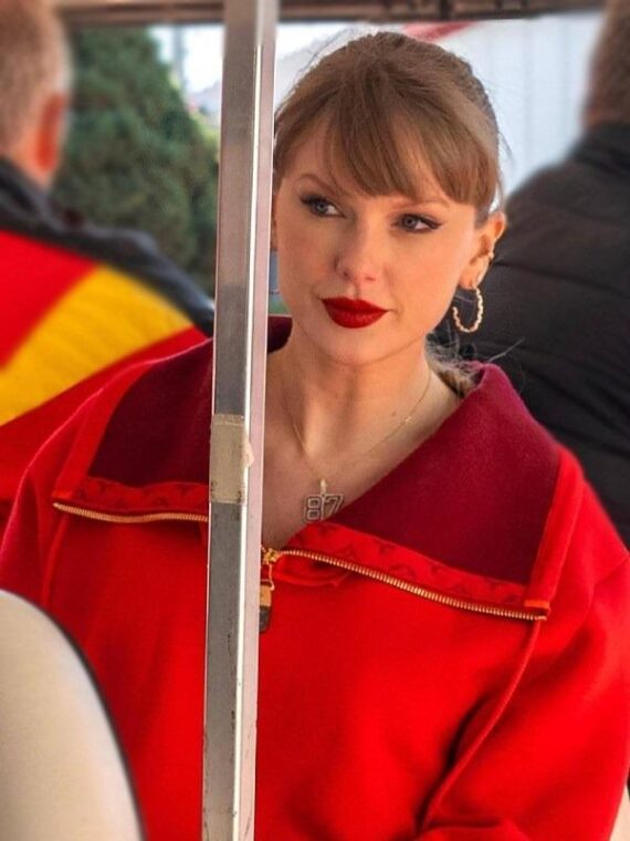 Taylor Swift Chiefs vs Raiders Red Sweater