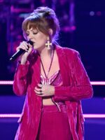 The Voice S27 Iris Herrera Pink Crushed Velvet Blazer