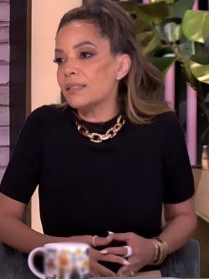 The View 2025 Sunny Hostin Chain Necklace Top