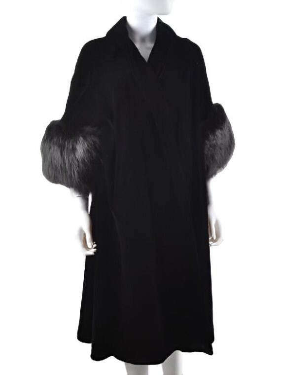 The Walking Dead Dead City S2 Fur Cuffs Black Coat