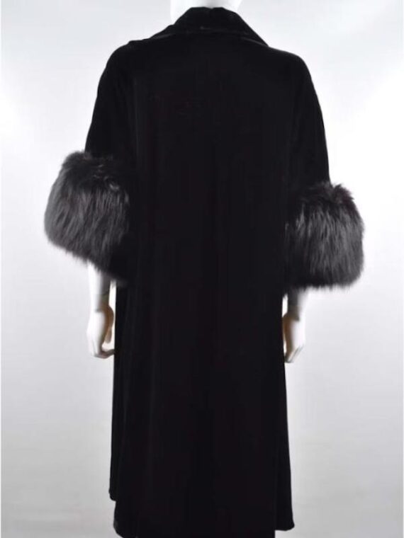 The Walking Dead Dead City S2 Fur Cuffs Black Coat