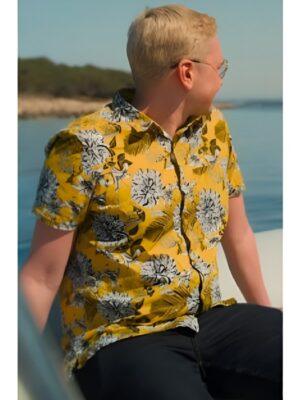 TV Series Virgin Island S01 2025 Tom Yellow Floral Shirt