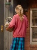 And Just Like That S03 Carrie Bradshaw Pink Sweatshirt