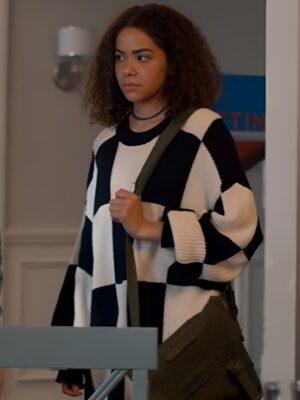 Ginny and Georgia Ginny Miller Oversized Colorblock Sweater