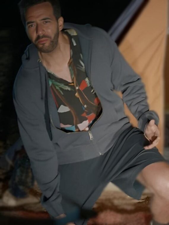 Un mariage sans fin Tarek Boudali Hoodie