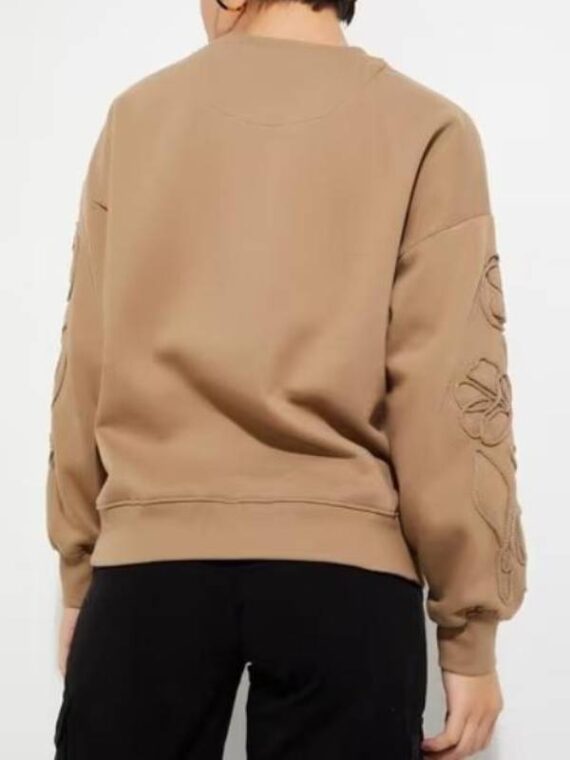 90 Day Fiance The Other Way S07 Jenny Brown Floral Applique Sweater