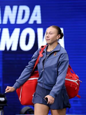 Amanda Anisimova 2025 US Open Blue Track Jacket