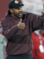 Fortuna Düsseldorf Coach Daniel Thioune Burgundy Hoodie